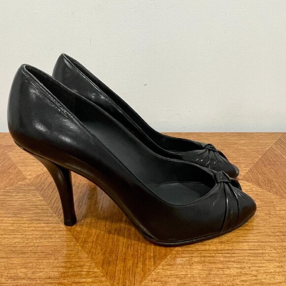 Stuart Weitzman Rita Pump 8M Black Leather High Heels Peep Toes Knot Shoes - Picture 7 of 14